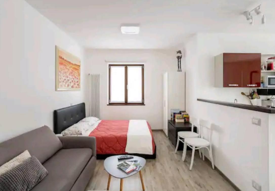 Iris Home Camblione ภายนอก รูปภาพ